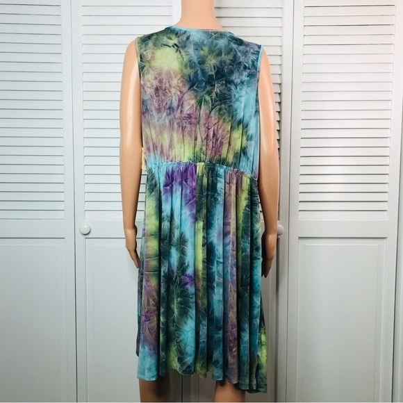 Price firm ONE WORLD Tie Dye Sleeveless Embellished Dress Size 2X - Picture 9 of 9